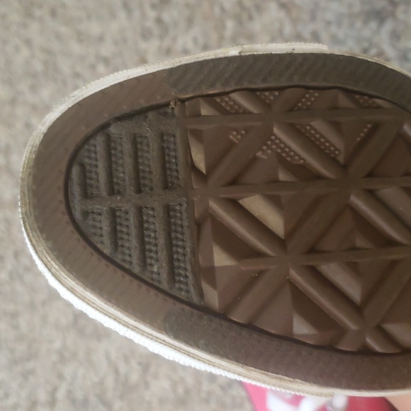 CONVERSE Chuck Taylor All Star, Bight Pink Sneaker. Men's Size 4, Women's Size 6 - Picture 10 of 13